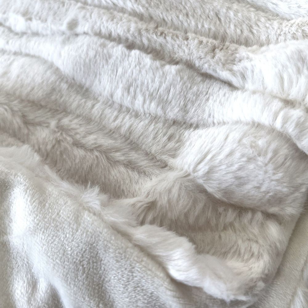 J.Elliot Home Juliet Throw Soft Blanket 130x170cm - Ivory