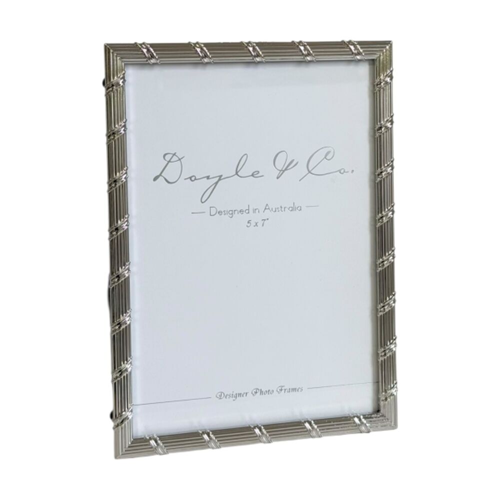 2PK SS Collective Silver Textured W/ Criss Cross Photo Frame Rectangle 5x7