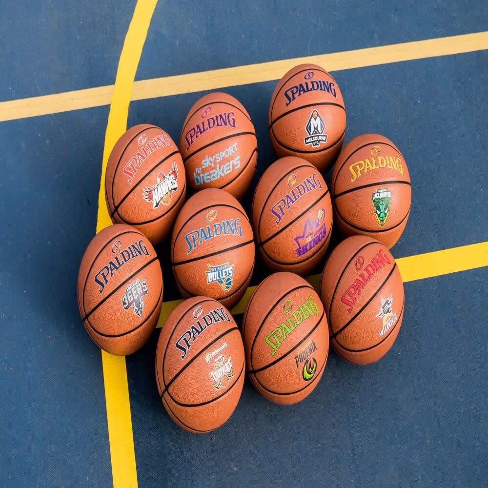 Spalding NBL Team Series Indoor/Outdoor Basketball - Illawarra Hawks Size 7