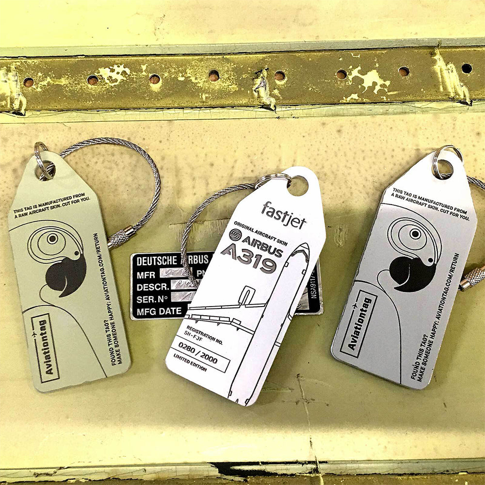 12002-aviationtag-airbus-a319-keychain-14-5cm-tag-fastjet-co-branded-white