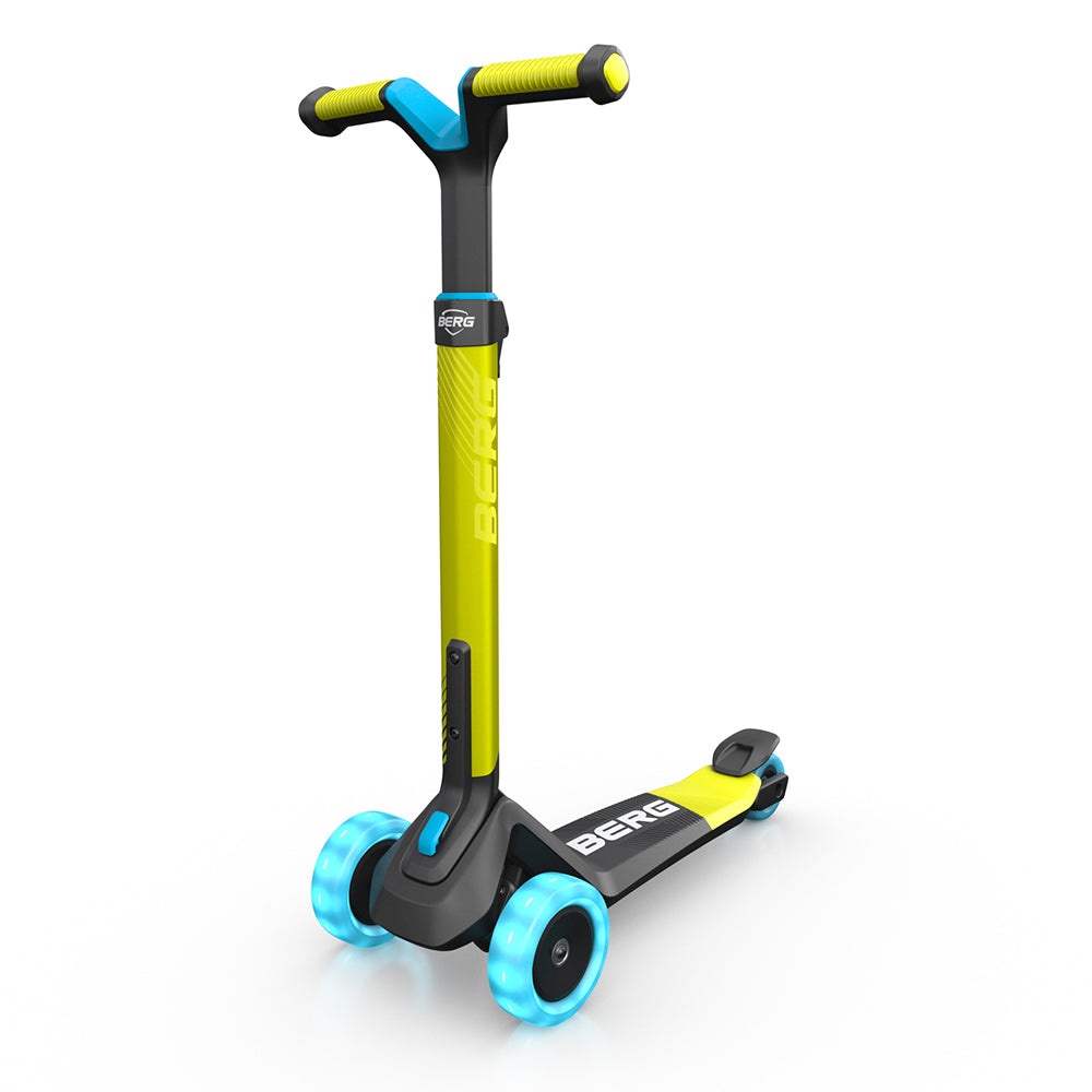 24-77-04-00-berg-nexo-foldable-kids-scooter-with-lights-lime-age-2