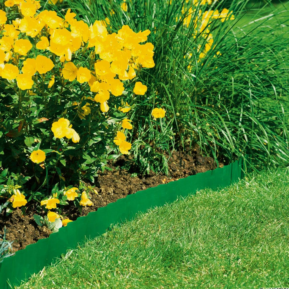 900847201-gardena-plastic-outdoor-garden-bed-decorative-edging-20cm-x-9m-green