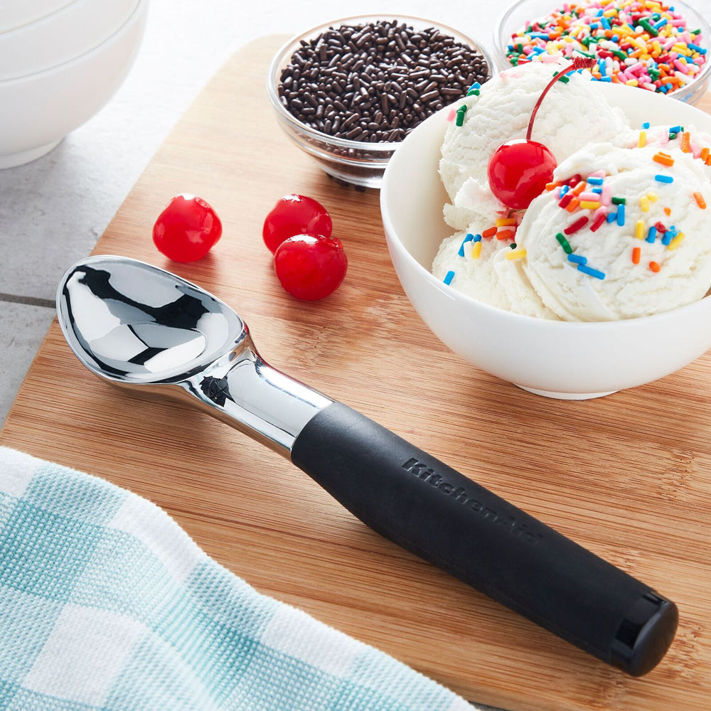 2PK KitchenAid Ice Cream Scoop Silicone Handle 22cm - Black