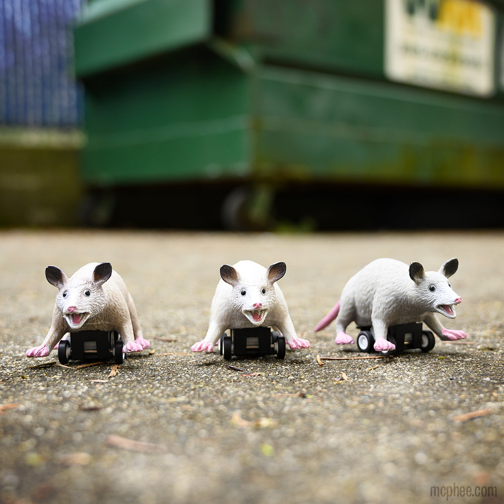 3PK Archie McPhee 9.5cm Pull Back Racing Possums Vinyl Plastic Toy Assorted 3y+