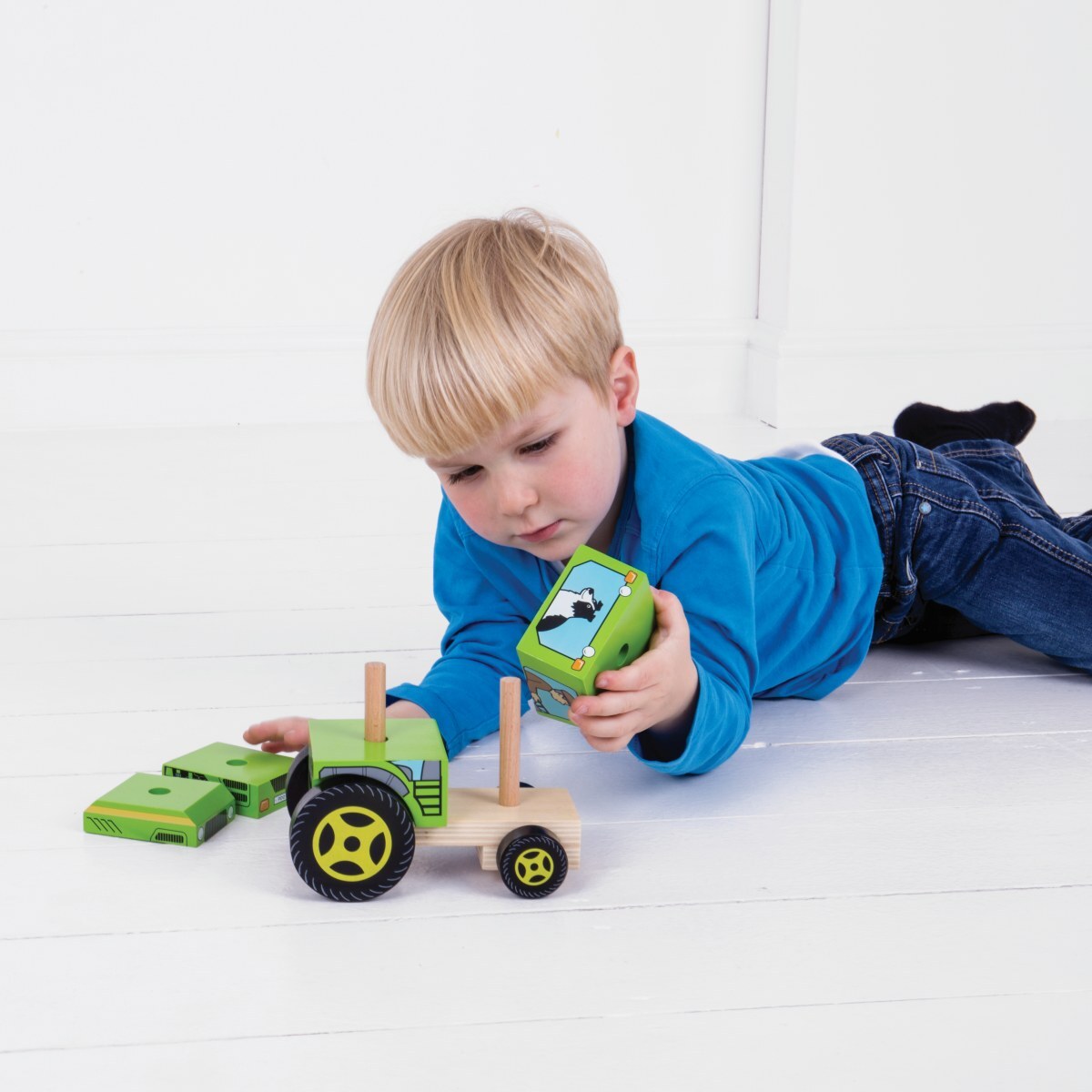 Bigjigs Toys 17cm Wooden Stacking Tractor Kids Toy 12m+