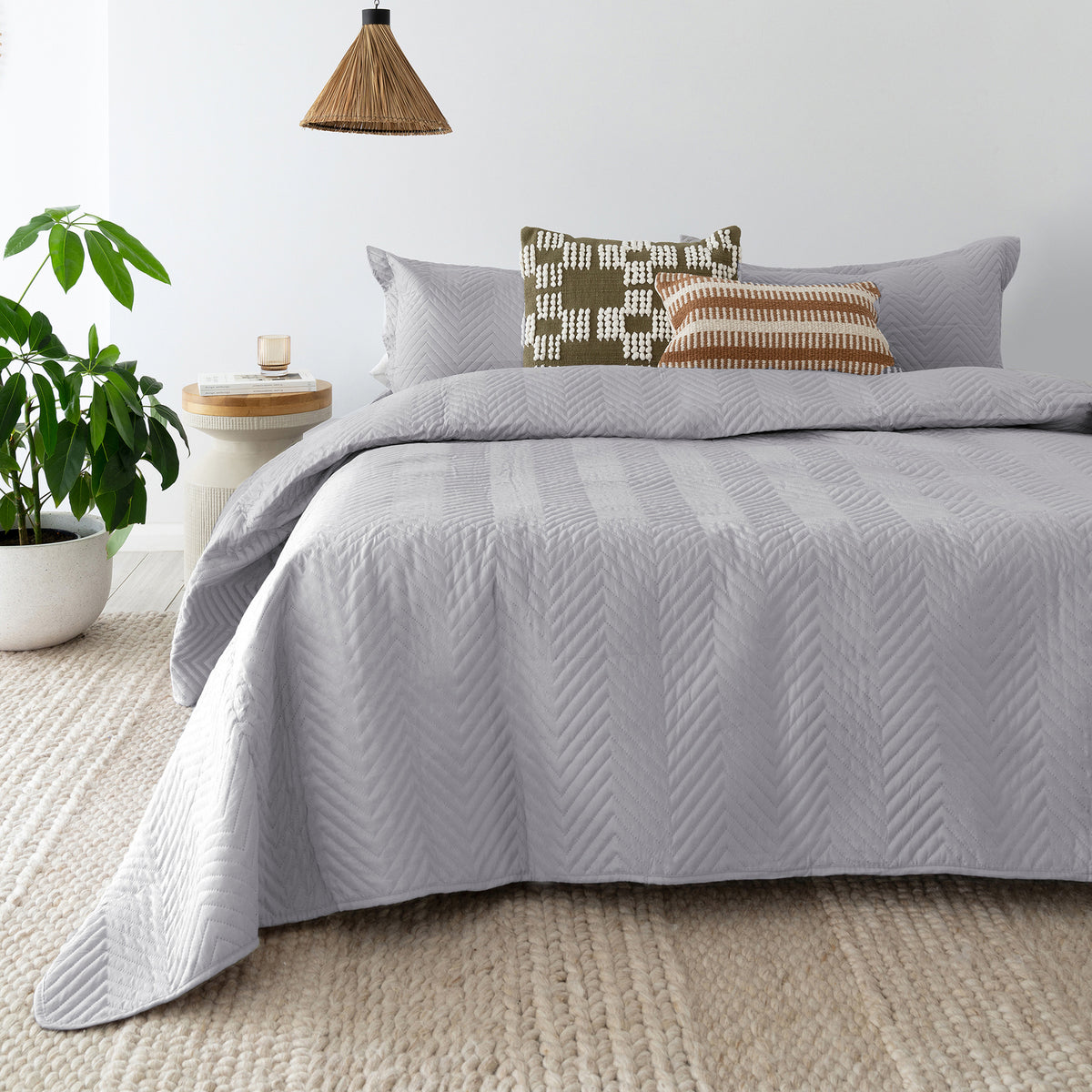 Bambury Herringbone Embossed Coverlet Set Silver Queen/King Bed