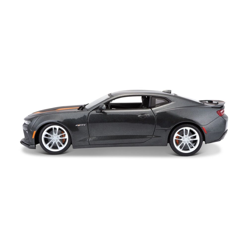 Maisto 2017 Chevrolet Camaro 50th Anniversary Grey Model Car Replica