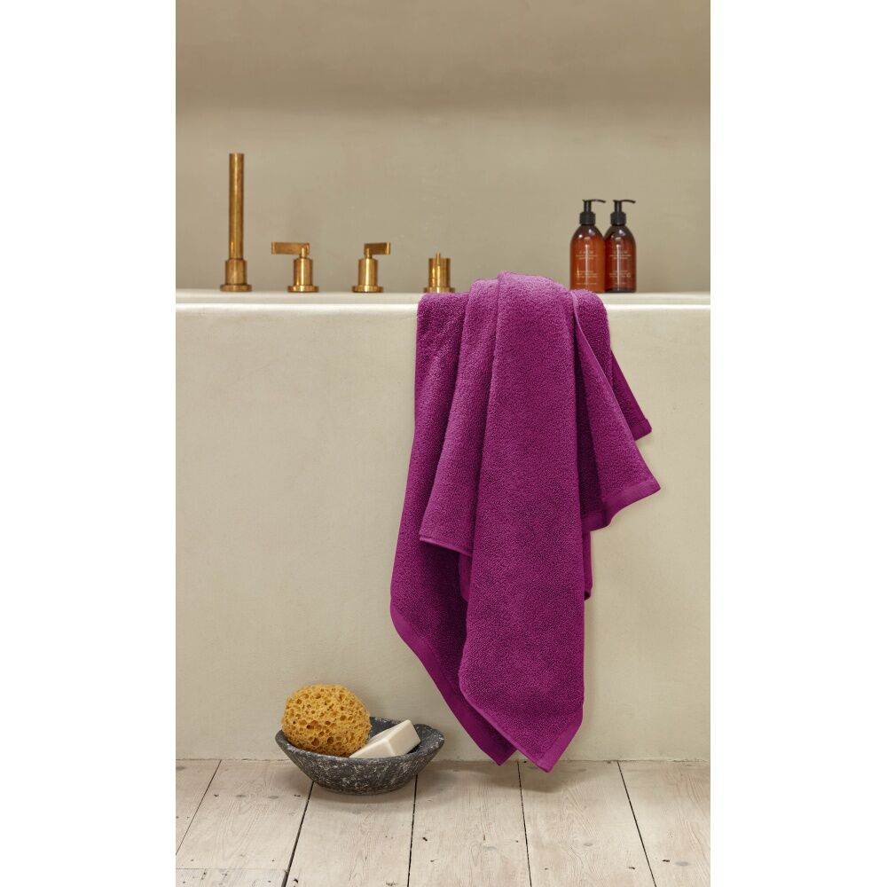 Christy Cirrus Bath Towel Combed Cotton 450GSM Fast Drying Summer Pudding