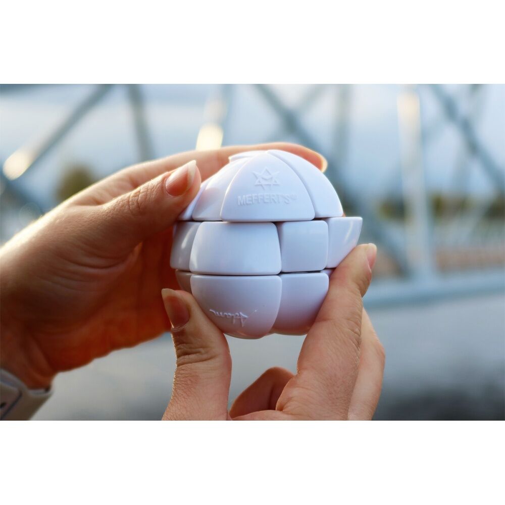 Recent Toys Mefferts Morph Egg Twist Puzzle Shape-Shifting Challenge For 9y+