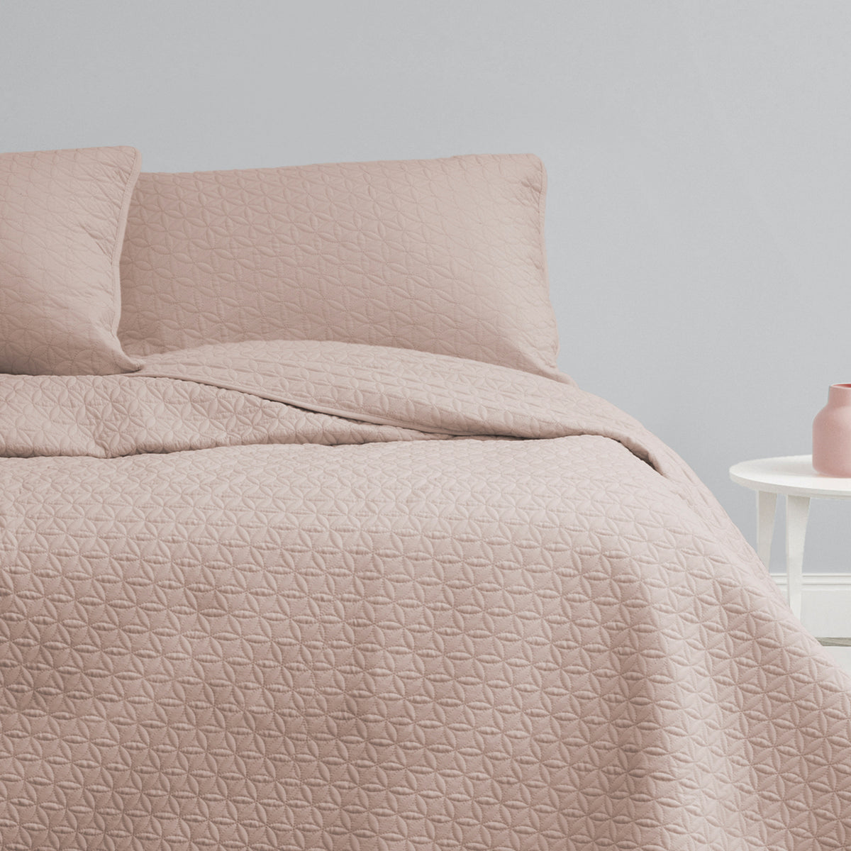 Ardor Boudoir Queen/King Bed Coverlet Set Chloe Quilted Powder Pink