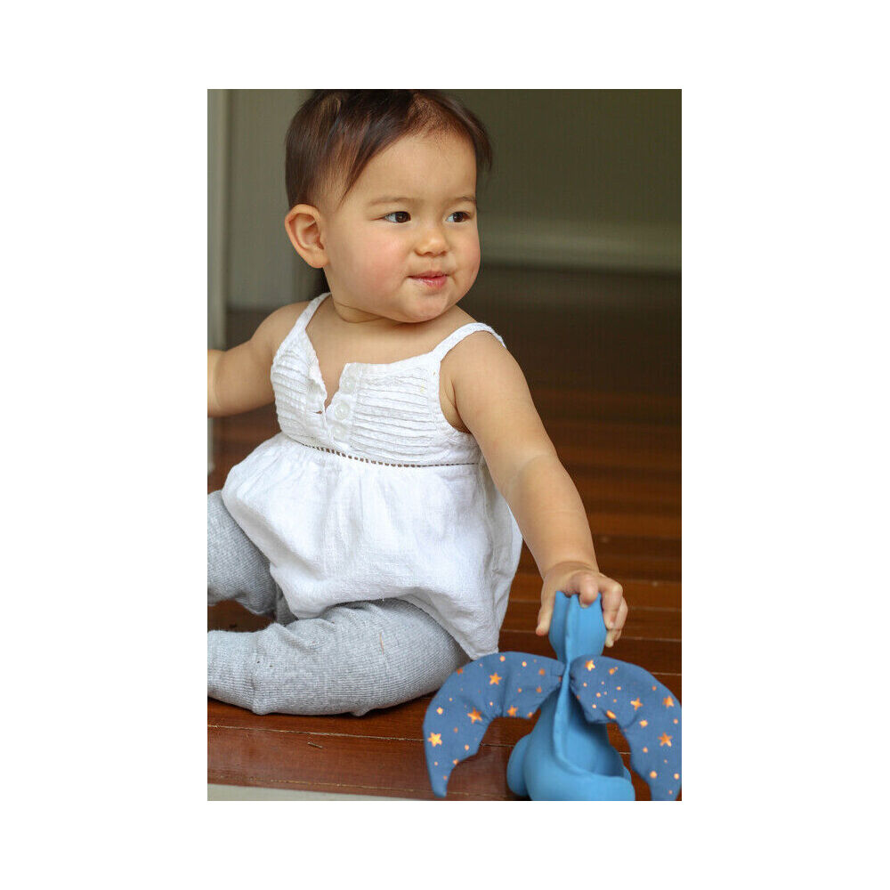Tikiri 13cm Midnight Dragon 95504 Baby Sensory Toy 0m+