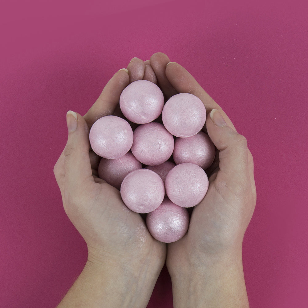 2x 10pc Gift Republic 15g Secnted Rose Wine Bath Bombs
