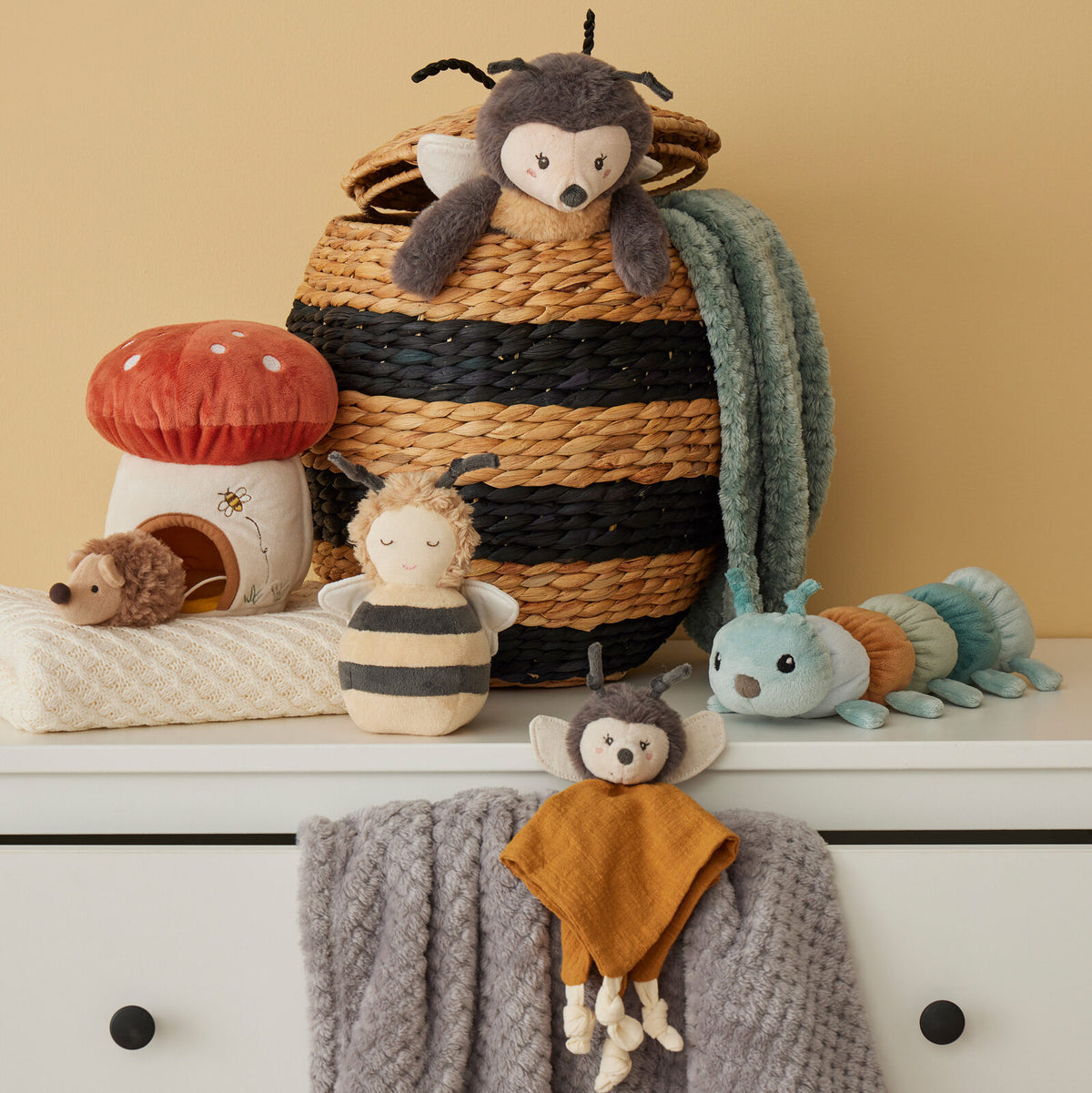 2pc Jiggle & Giggle Bee Basket Storage Organiser - Natural/Black