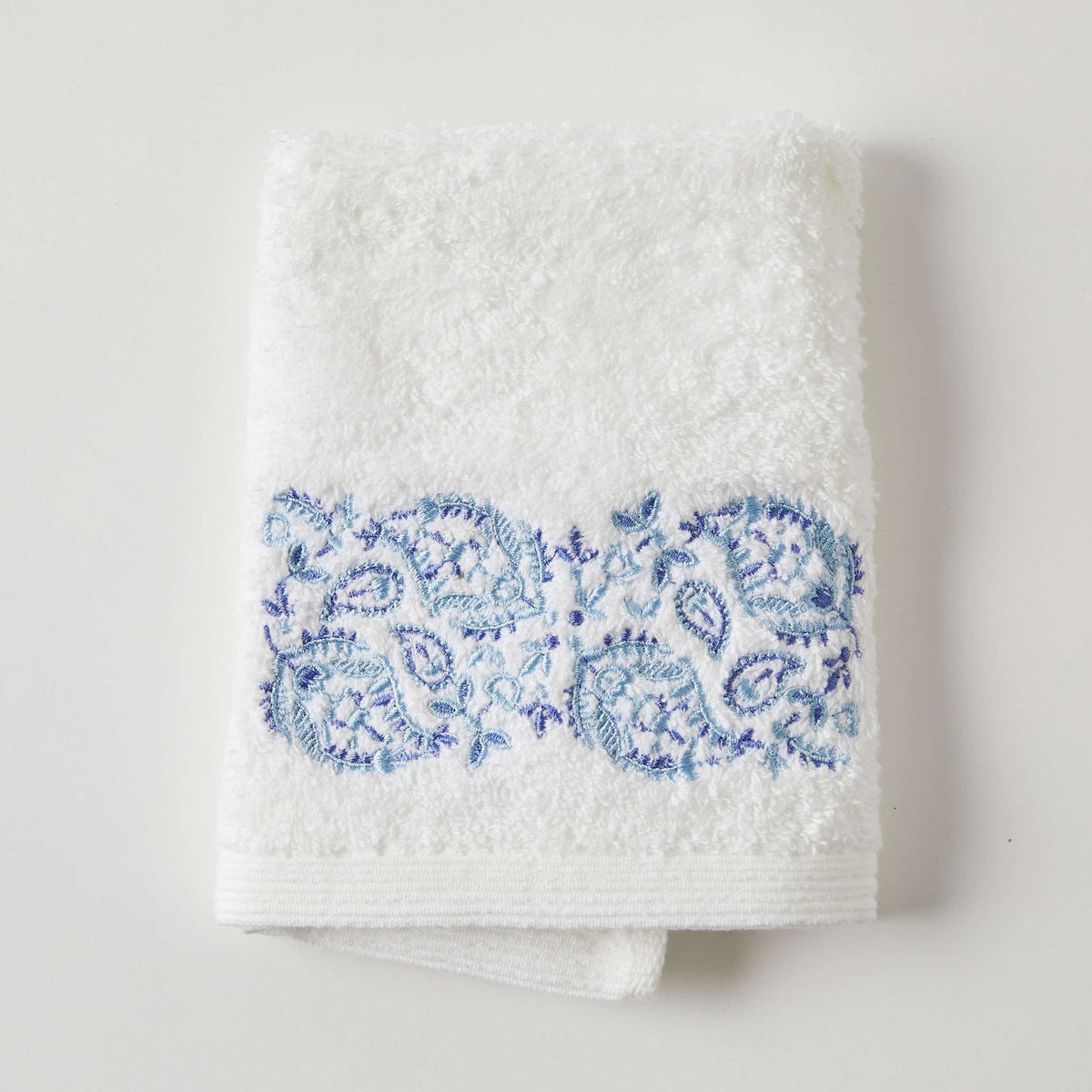 3x Pilbeam Living Paisley 32x32cm Cotton Face Washer - White