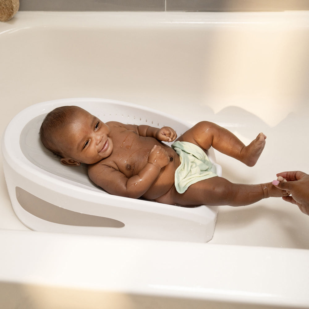 Ingenuity Easy Rinse Baby/Infant Bather 57x36cm - White 0m+