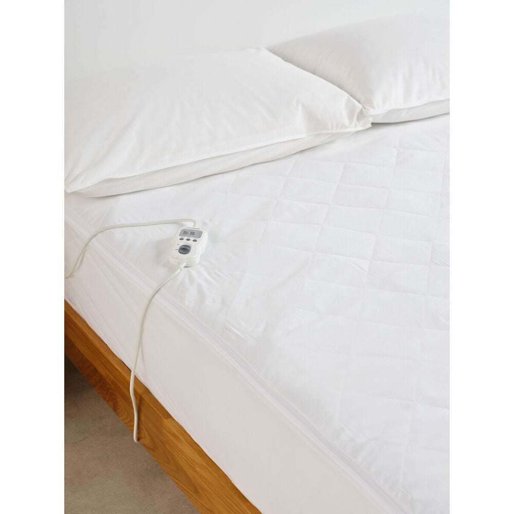 Linen House Quilted Electric Blanket Cream