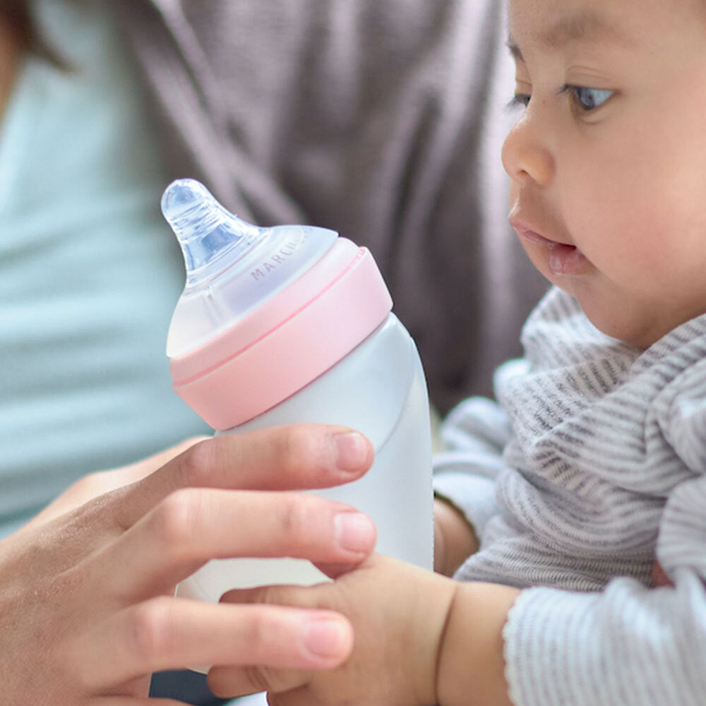 Marcus & Marcus Silicone Angled Feeding Bottle & Breast Pump Pink 0+