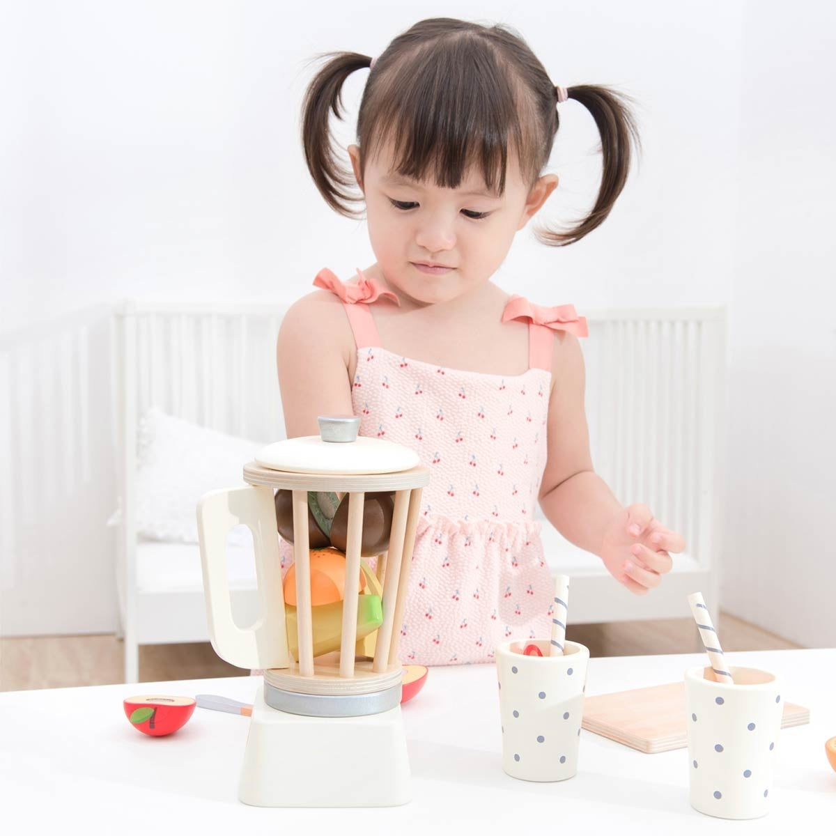 New Classic Toys Wooden Smoothie Blender Kids Pretend Play Toy 36m+