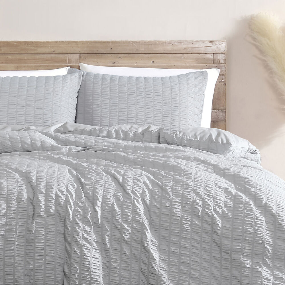 Ardor Boudoir Byron Seersucker Stripes Quilt Cover Set Silver
