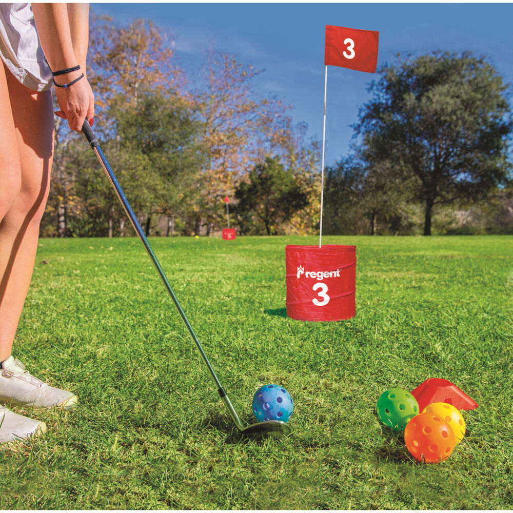 Regent Pop-Up Outdoor Backyard Golf Game Set w/ Carry Bag Red