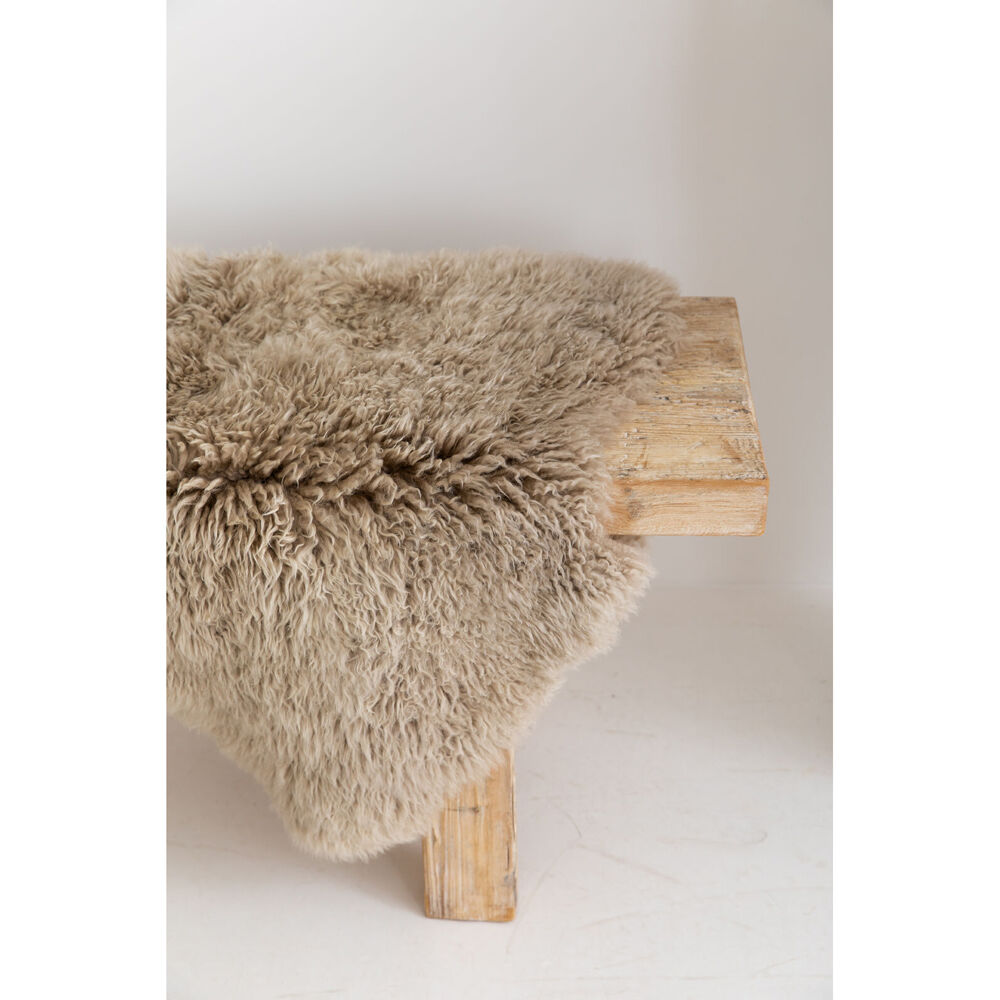 Huxford Grove The Kingston Sheepskin Rug Double Extra Long Pelican