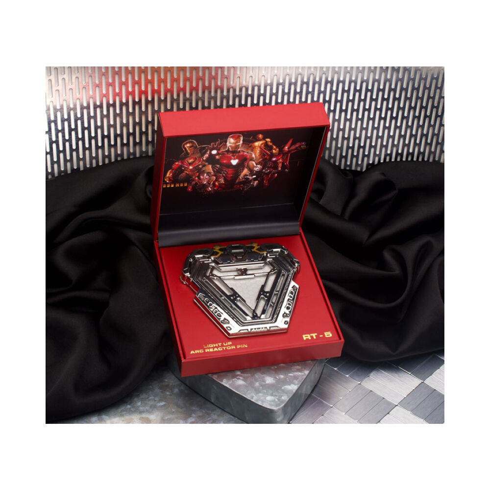 Iron Man RT5 Arc Reactor Replica w/ Display Box Toy