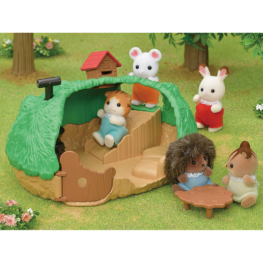 Sylvanian Families Baby Hedgehog Hideout Kids Miniature Toy 3y+