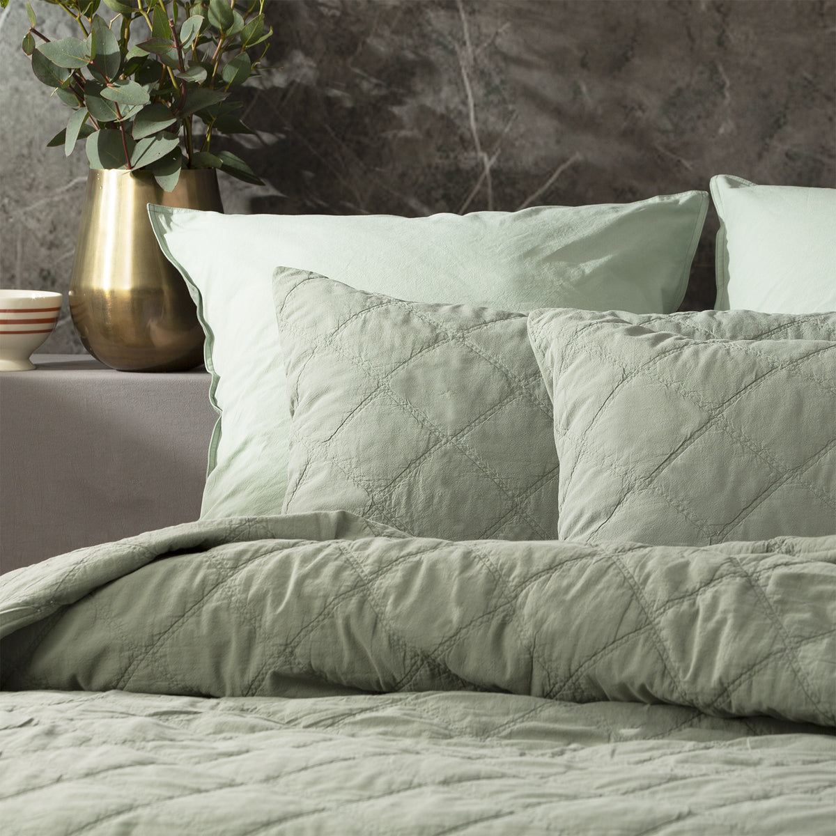 Renee Taylor Attwood VT Stone Washed Cotton Quilted Coverlet Set Queen/King Fern