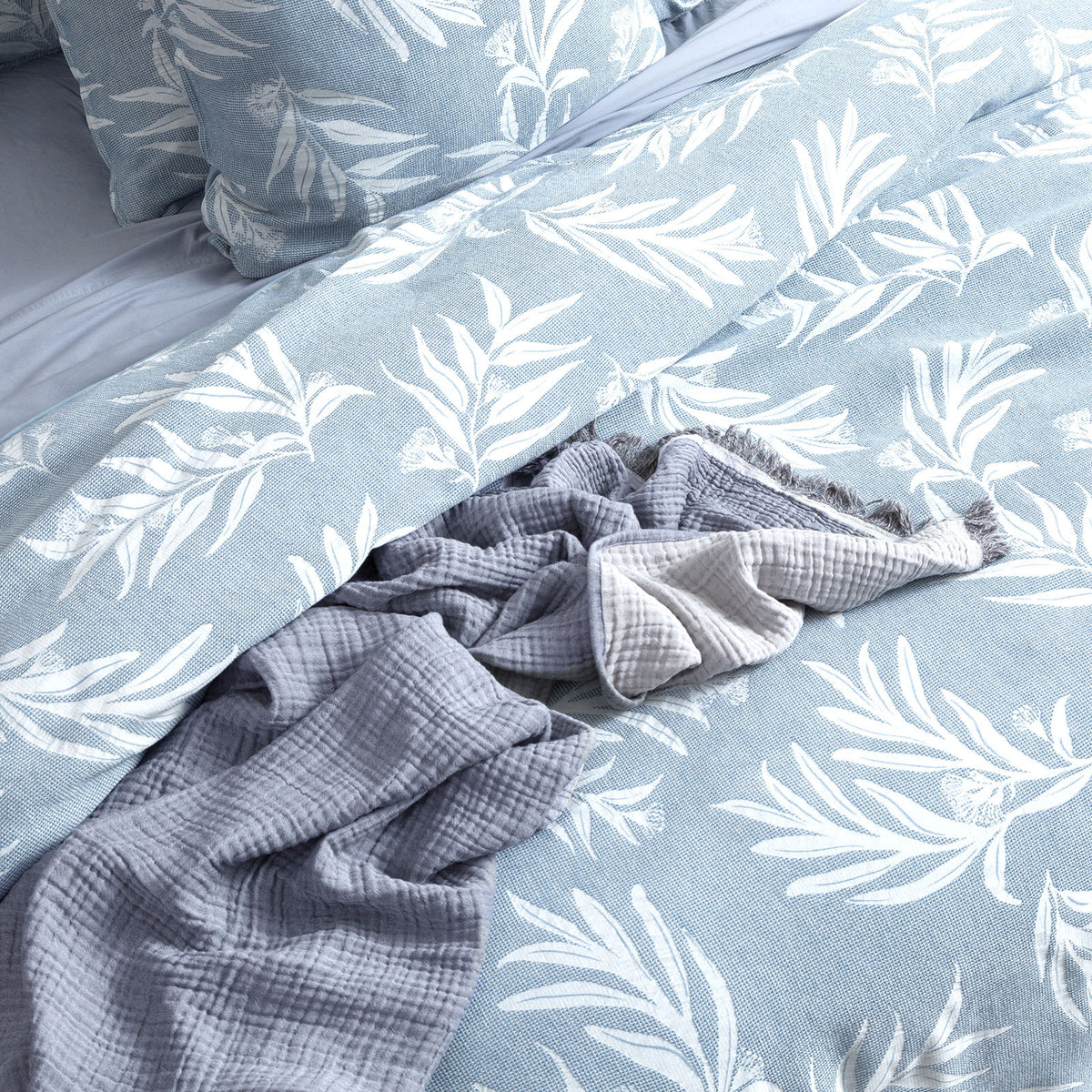 Renee Taylor Native Cotton Jacquard Double Quilt Cover Set French Blue