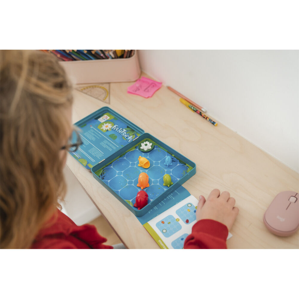 Smart Games Fish Tricks Logic Puzzle Game Kids Educational Toy 5y+