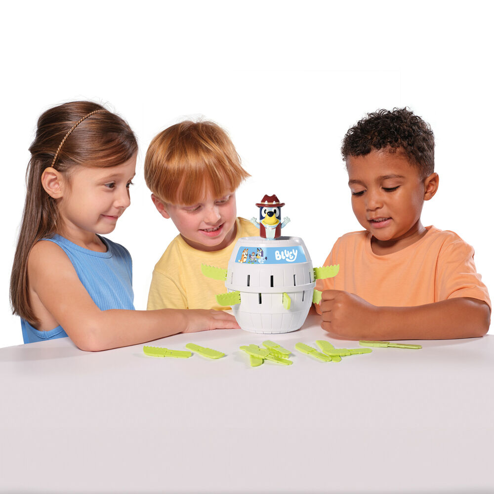 Tomy Pop Up Bluey Board Game Toy 22x27cm Kids/Children 4y+