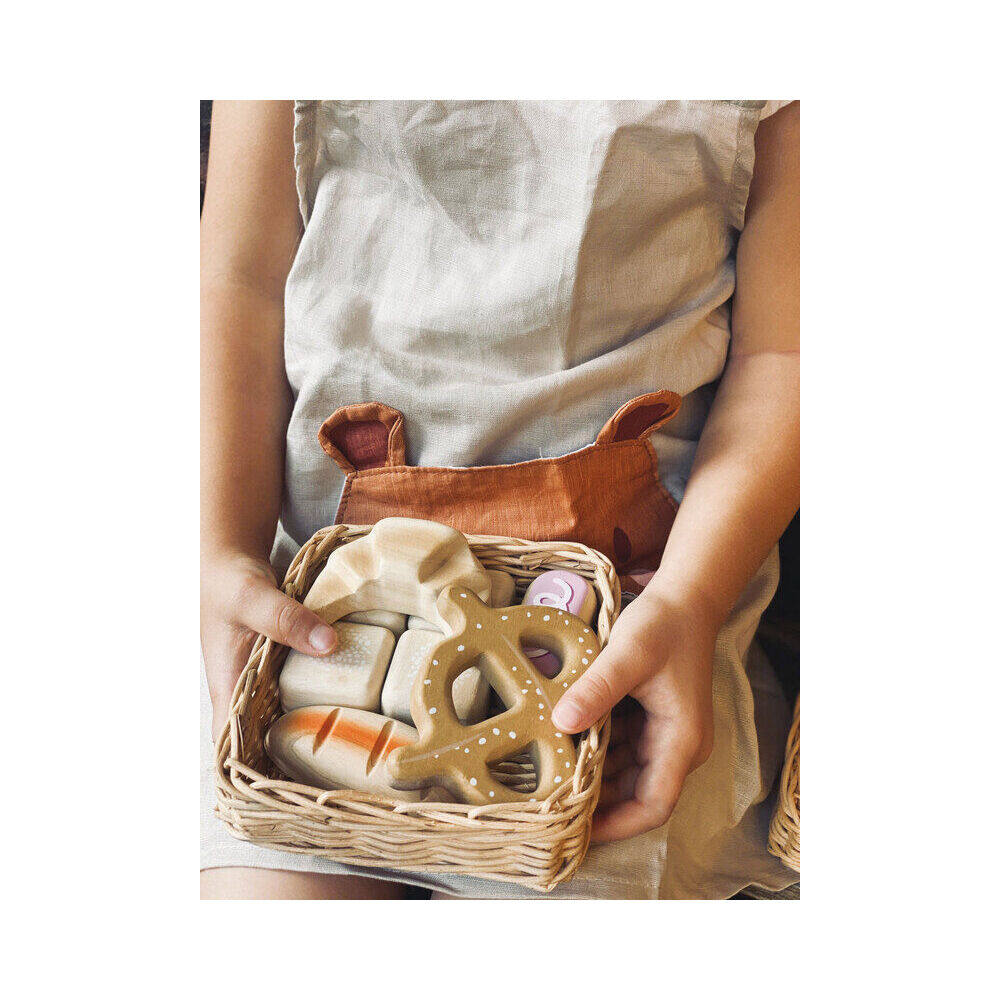 Tender Leaf Toys Bread Basket Fun Play Wooden Toy 3y+