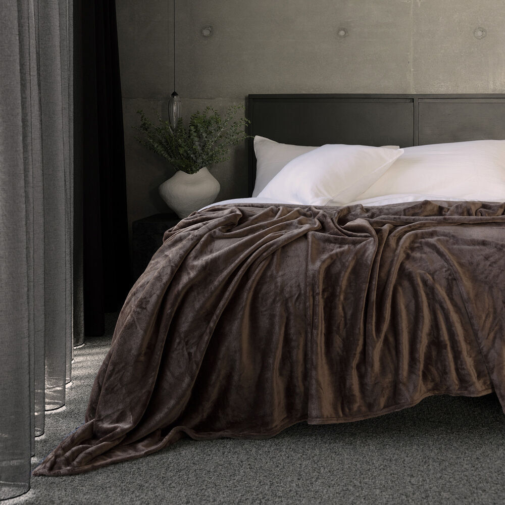 Bambury Ultraplush Warm Blanket Soft Bedroom Throw Chocolate