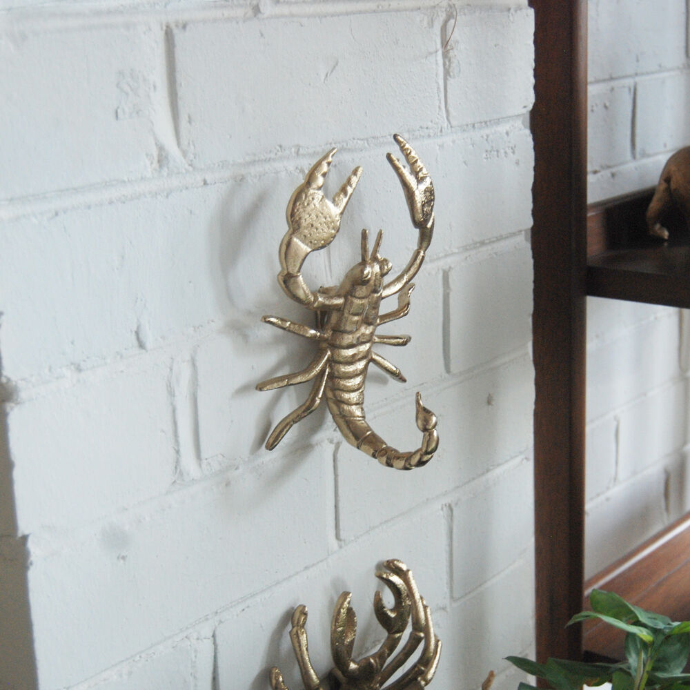 White Moose Scorpion Wall Mount Home Decor Metal Sculpture 19x15x9cm Gold