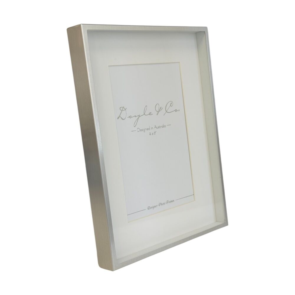 SS Collective Silver Chrome Stately Shadow Box Rectangle Photo Frame 4x6