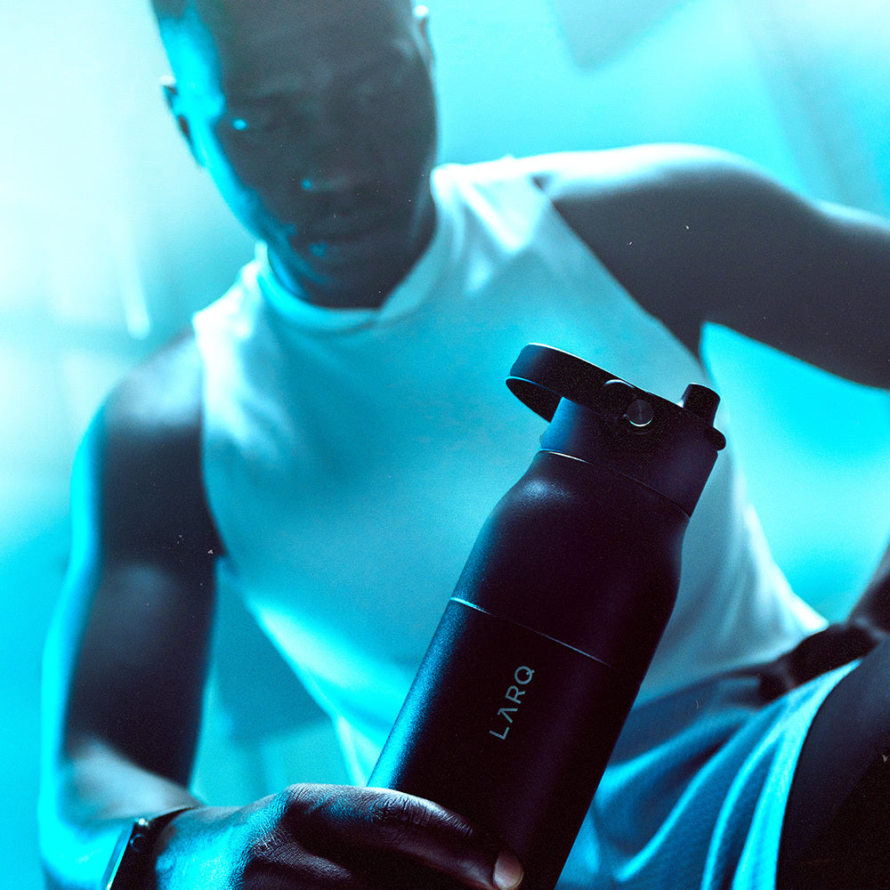 LARQ Bottle PureVis 2 with Essential Bottle Filter Obsidian Black 680ml