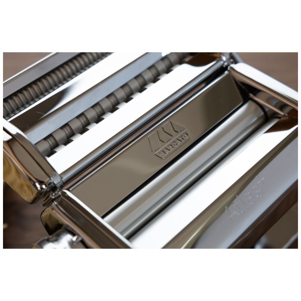 Marcato Atlas Plus Pasta Machine Stainless Steel W/ 4 Shape Settings Silver