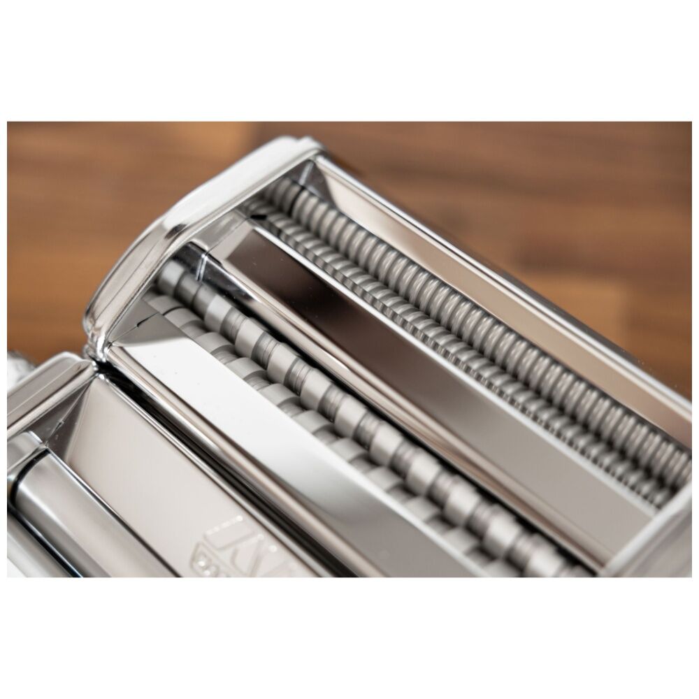 Marcato Atlas Plus Pasta Machine Stainless Steel W/ 4 Shape Settings Silver