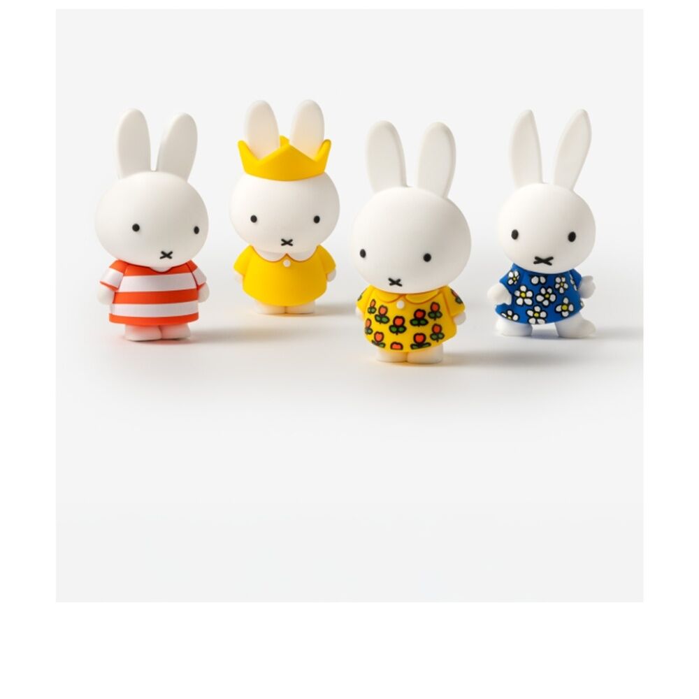 2PK Smoko Miffy Dressing Up Blind Box Toy Collectable Figurine 15Y+ Assorted