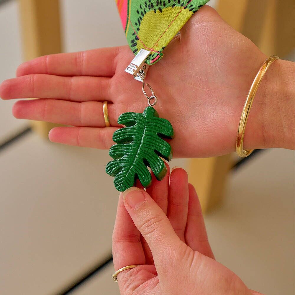 12pc Annabel Trends Tablecloth Weights Clip On Leaf Green