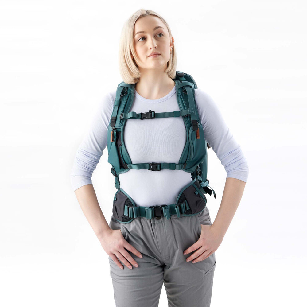 Shimoda Explore V2 25 Women's Starter Kit w/ Small Mirrorless Core Unit - Teal