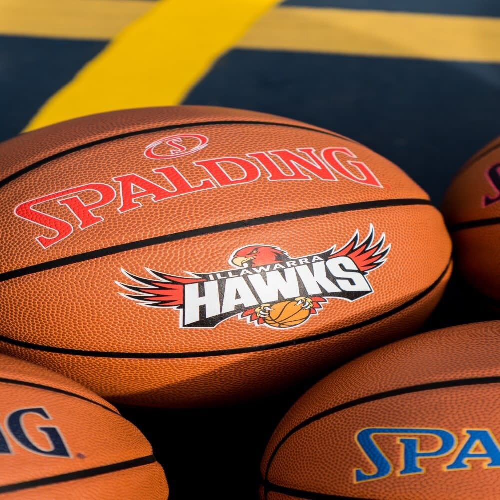2PK Spalding NBL Team Series Indoor/Outdoor Basketball - Illawarra Hawks Size 7