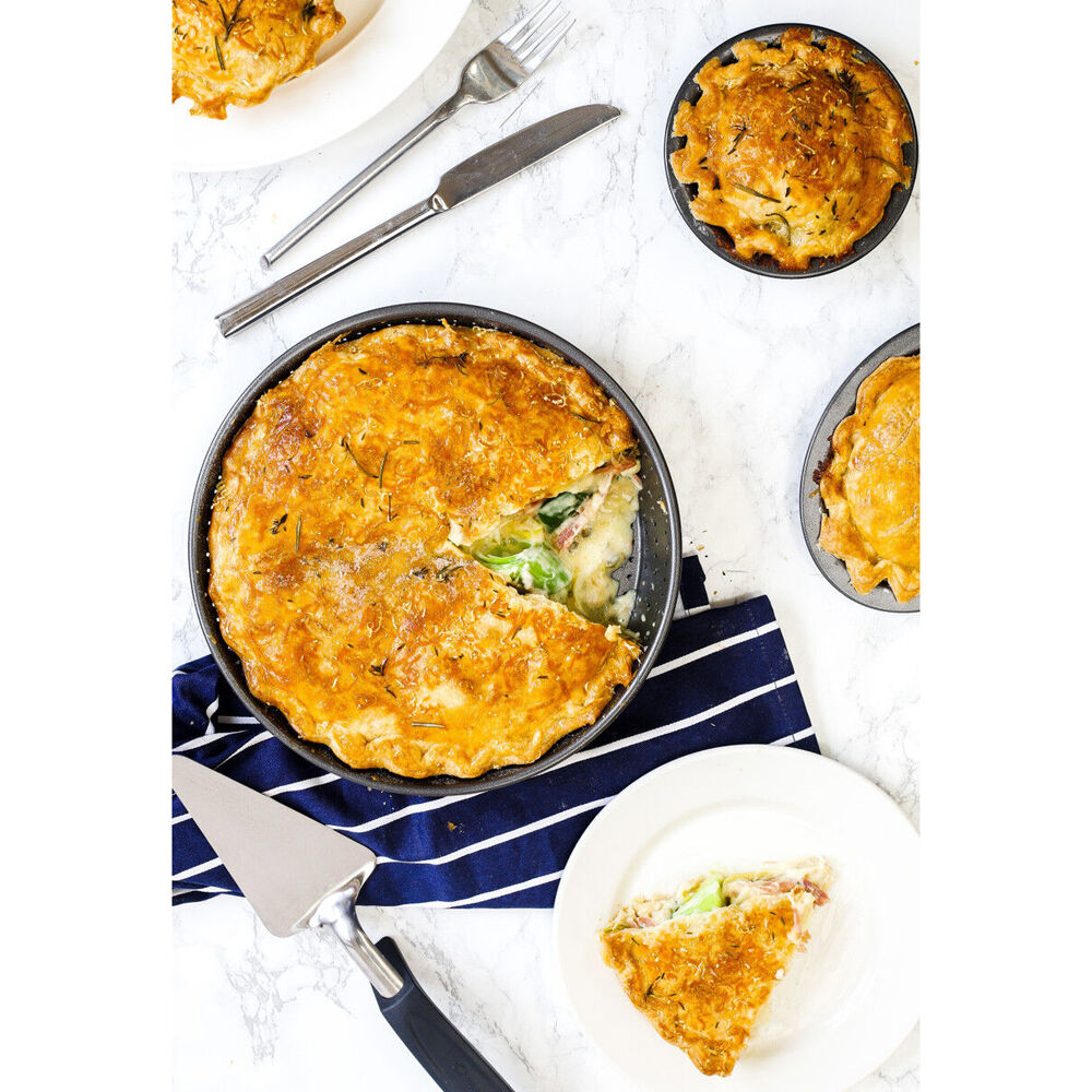 2x Mastercraft Crusty Bake 24cm Non-Stick Deep Pie Tart Tin - Black