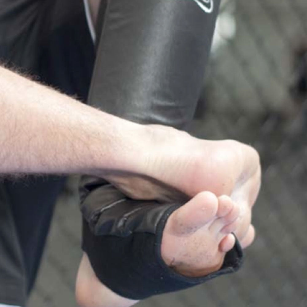 Asylum Large MMA Shin Guards Black