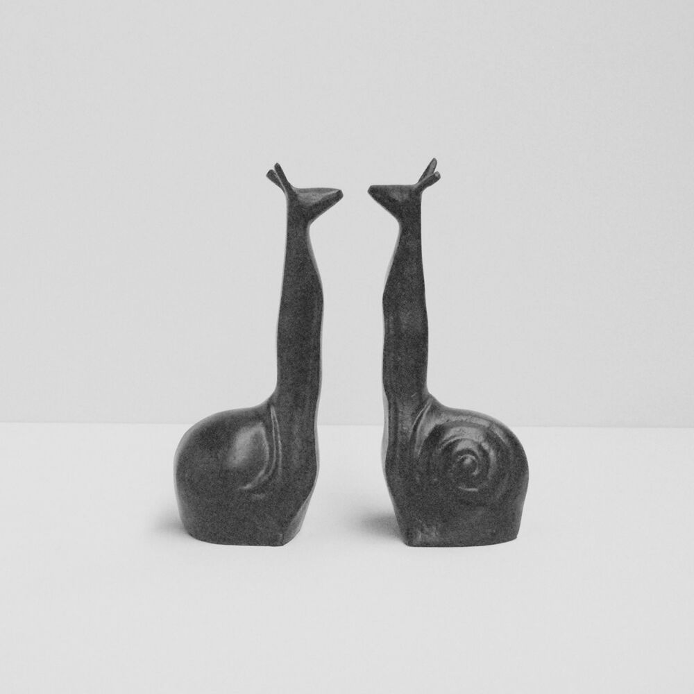 2pc White Moose Snail Home Decor Metal Sculpture Bookend 26x20x10cm Black