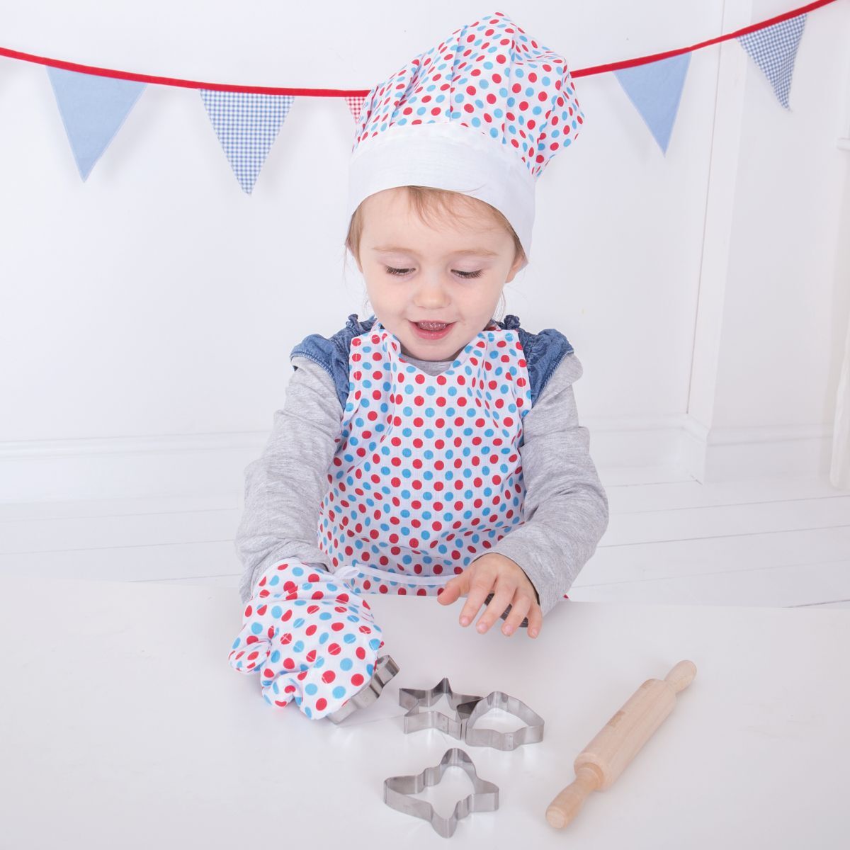 Bigjigs Toys Chef's Apron/Hat Wooden Rolling Pin Set Kids Pretend Play 3y+