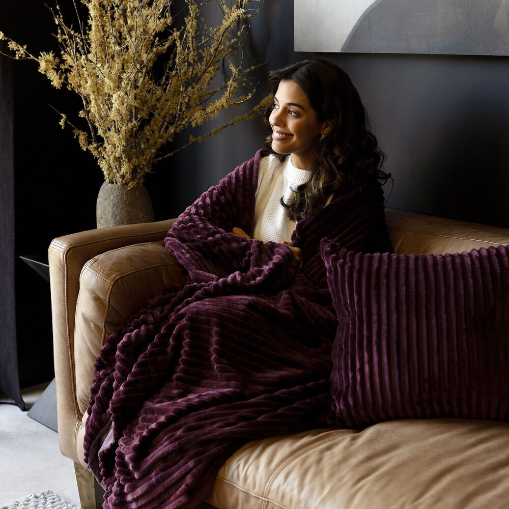 Bambury Channel Warm Sofa/Couch Blanket Soft Bedroom Throw 150x200cm Plum