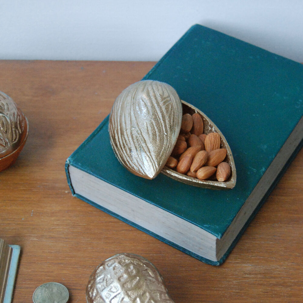 White Moose Almond Home Decor Metal Trinket Bowl/Tray Organiser 10.5x6x5cm Gold