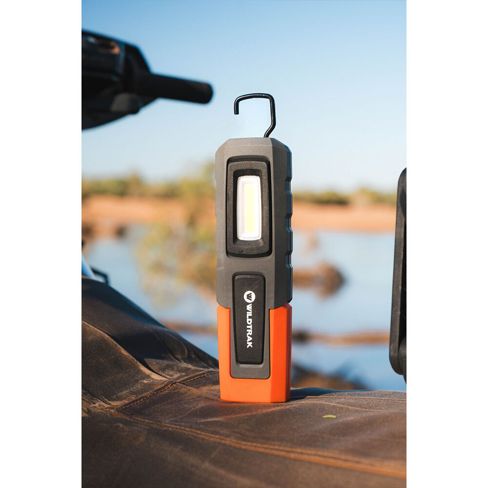 Wildtrak Rechargeable Handheld Work Light Water Resistant Lamp