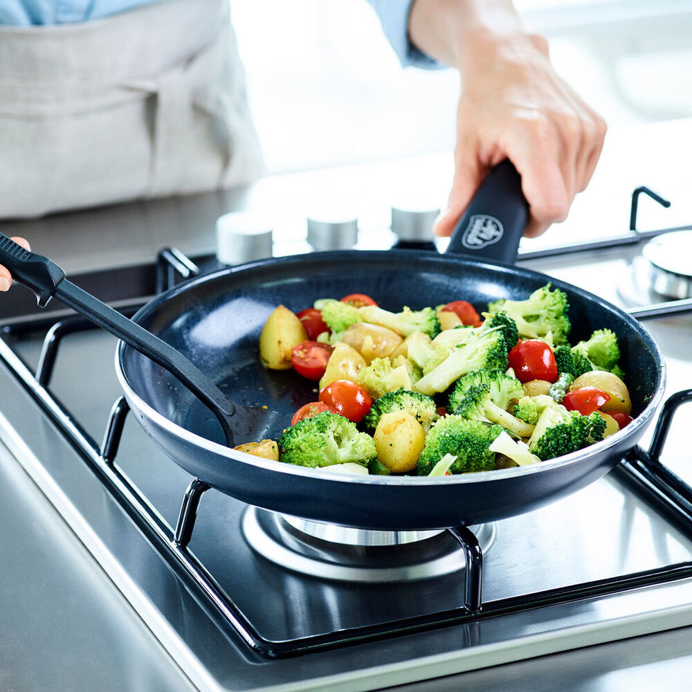 16pc Greenlife Soft Grip Aluminium Pro Cookware Set - Black